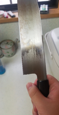 和包丁についてです このちょっと茶色がかってるのはサビでしょ Yahoo 知恵袋