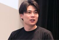 ノブコブの吉村の髪型って七三分けですか アップバングですか Yahoo Beauty