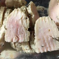 家で作ったサラダチキンの内側がピンク色になります Coo Yahoo 知恵袋
