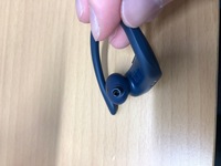 掃除しようとイヤーチップを外してみたらイヤホンの網目 の所が取れて Yahoo 知恵袋
