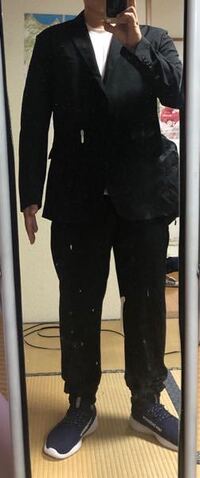 この服装はどう レストランでフォーマルな服装を求めらるときにこれはあり Yahoo 知恵袋