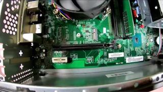 Pc初心者ですこちらのpcにグラフィックボードを取り付けることは可能でしょう Yahoo 知恵袋