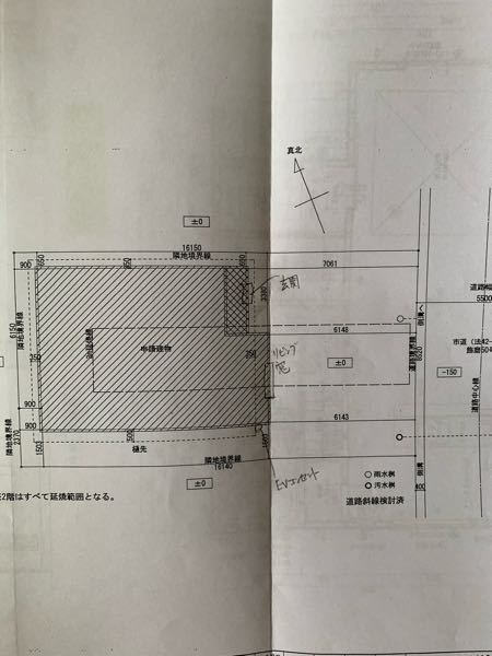 カーポートで悩んでいます リビング窓前にリクシルフーゴfまたはフーゴ Yahoo 知恵袋