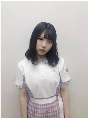 最近日向坂46の渡邉美穂ちゃんがやっているこの髪型はどうやって巻けばいいんで Yahoo 知恵袋