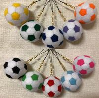 フェルトで写真のようなサッカーボールを作りたいのですが 縫い方が Yahoo 知恵袋