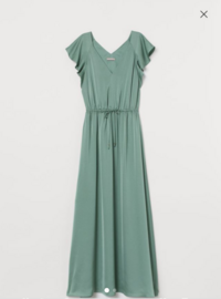 お洒落な方おしえてください 自分では買わない色のワンピースを Yahoo 知恵袋