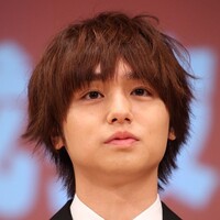 身長が高くてブサイクな彼氏と低身長の美形 山田涼介 伊野尾慧 岩 Yahoo 知恵袋