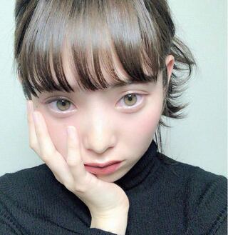 なんでこの女の子は 裸眼で純日本人で 目の色がこんなに色素薄いんですか Yahoo 知恵袋