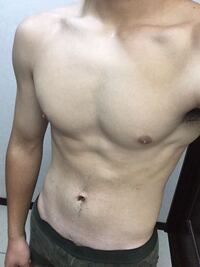 細マッチョでしょうか デブではないですよね Yahoo 知恵袋