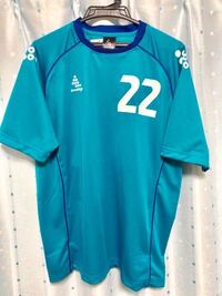 高校サッカーで ユニフォームの下に着るアンダーシャツの色は 何色でもok Yahoo 知恵袋