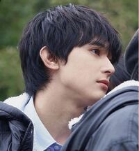 正面からはかなりのイケメンと言われるのですが横から見ると下の中のような顔と言わ Yahoo 知恵袋