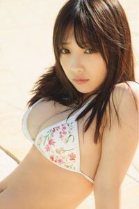乃木坂の与田祐希は背が低いですが 栄養がみんな胸にいっちゃいました Yahoo 知恵袋