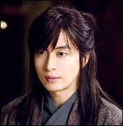 Zardの坂井泉水さんは女性だけれども顔立ちがペ ヨンジュンさんに Yahoo 知恵袋