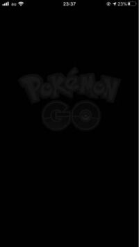 ポケモンgoをやってると 何分か頻繁にくらくなって こう言う画面になり操作で Yahoo 知恵袋