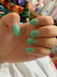 ジェルネイル5週間後に オフするのってけっこう爪に悪いですか Yahoo 知恵袋