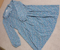 メルカリでこのエヘカソポのワンピースは何円なら売れるでしょうか Yahoo 知恵袋