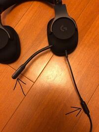 Ps4でこのヘッドセットを使用する場合どちらのマイクが使用されるん Yahoo 知恵袋