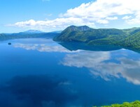 摩周湖にぽつんと小島が浮かんでますが あの水面下ってどんな形なんでしょう Yahoo 知恵袋