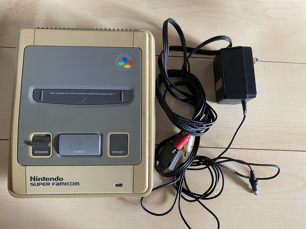 スーパーファミコンを液晶テレビ？でやりたいのですが、映らないのでご