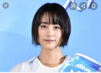 この髪の長さの名前はなんて言うんですか ミディアムとかセミロングとかそんな Yahoo 知恵袋