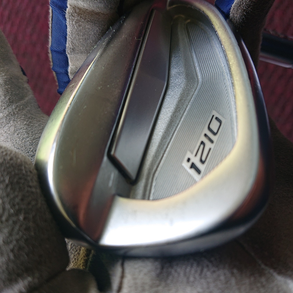 ピンのアイアン、i210とダイナミックゴールドs200？の組み合