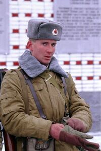 ロシア人がよく着てるようなこういう服はなんという名前ですか Yahoo 知恵袋