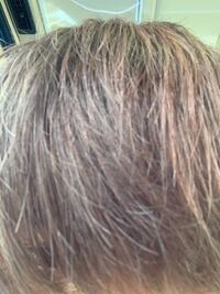 カラーバターのダークシルバーを使って髪を染めたのですが 元々赤髪だ Yahoo 知恵袋