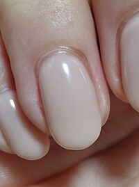 人生初ネイルサロンでジェルネイルをしてもらいました 仕上がりについて Yahoo 知恵袋