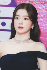 人の顔って何歳くらいで決まるんでしょうか 小さい時からだと変わると思うん Yahoo 知恵袋