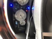 エンジンを切ってハザードランプのみ点滅させておくのは 何分くらいまでならバッ Yahoo 知恵袋