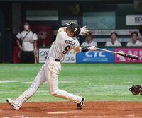 柳田選手の裸眼の視力は0 1よりも悪いらしいですが 野球って Yahoo 知恵袋