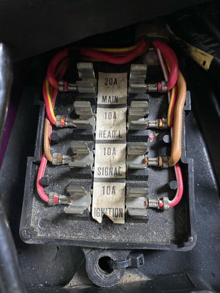 xj400dについて質問です。 - キーをONにしたらいきなり電圧 xj400dについて質問です。 - キーをONにしたらいきなり電圧