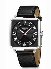 エルメスのこの腕時計はどう思いますか？ 四角だから、好き嫌いは分かれますよね？エルメスだから四角でも上品に見える感じですか？
まだアルソーの方が良さげに思いますか？