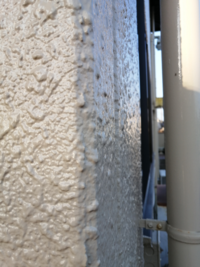 ダミーの監視カメラ 600g結構重い を取り付けた木の板を 画像のかなりボコ Yahoo 知恵袋