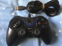 友人から頂いたコントローラー Ps3でも使えました なんですがどこのメーカー Yahoo 知恵袋