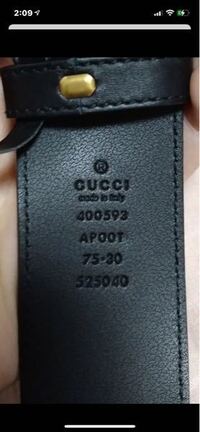 フリマでGUCCIのベルトを購入したいのですが、こちらの刻印？から