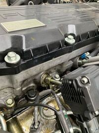 ふそうのトラックで排気ブレーキをかけたときにブレーキランプが点灯してしまうので Yahoo 知恵袋