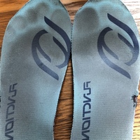 悔しい 画像あります 友達が僕の靴から中敷きを取り出して ヤ Yahoo 知恵袋