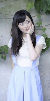 妄想 もし福原遥が中学か高校で貴方と同じ学校に転校してきて同じク Yahoo 知恵袋