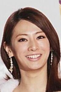 北川景子さんは可愛いですか 可愛いとも綺麗とも思いません 目 Yahoo 知恵袋