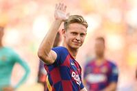 バルサのデヨングって普通にイケメンすぎませか 日本の俳優ジ Yahoo 知恵袋