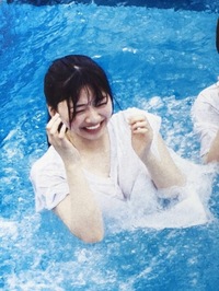 日向坂46写真集 立ち漕ぎ アザーカット（最終値下げ中