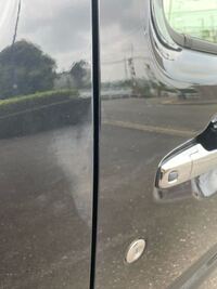 車についてです ドアのところに白い指紋 手垢 か分かりませんが Yahoo 知恵袋