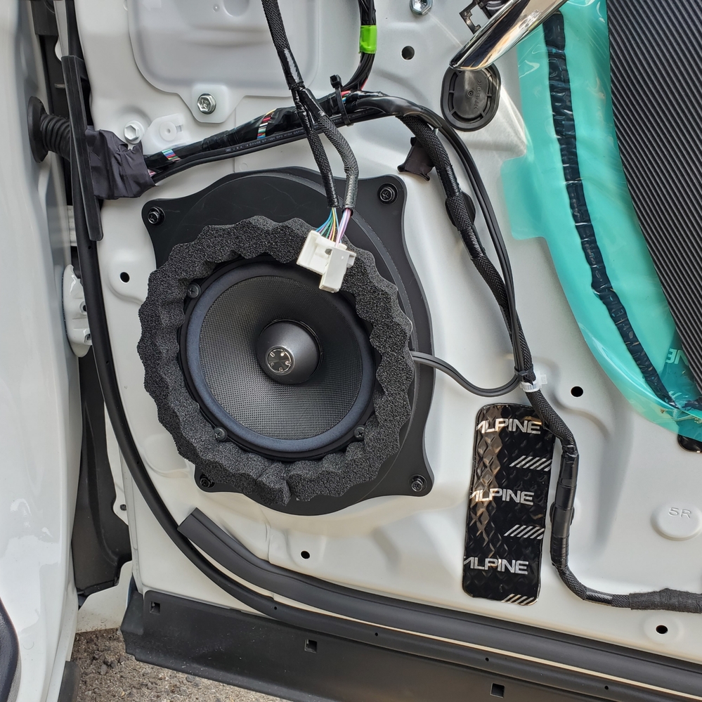 車のフロントのドアの水漏れに付いて教えてください フロントス Yahoo 知恵袋