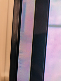 液晶テレビの端に髪の毛のような線を発見しました 電話での問い合わせ Yahoo 知恵袋