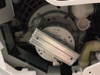 洗濯機からキュルキュルという異音がするのでベルトを調整しようとしたのですがベ Yahoo 知恵袋