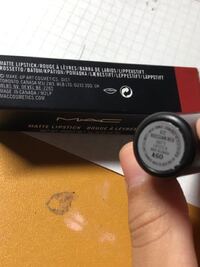 デパコスのmacですamazonで買いました 00くらいでした これって Yahoo 知恵袋