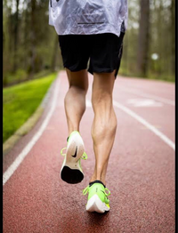 高校で陸上部で中長距離をやっている者です どのようにしたら画像の大 Yahoo 知恵袋