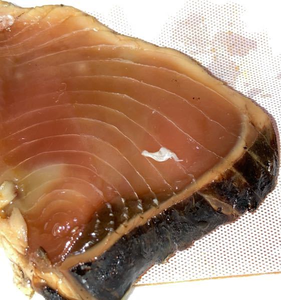 これはアニサキスですか スーパーで買った鰹のたたきに付いてました 動い Yahoo 知恵袋