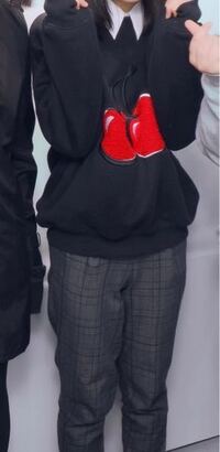 学校で遊園地行くんですが 私服で この服のコーデっておかしいですか Yahoo 知恵袋